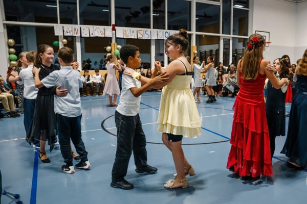 Dancing Classrooms Wetzikon Bühl 2025